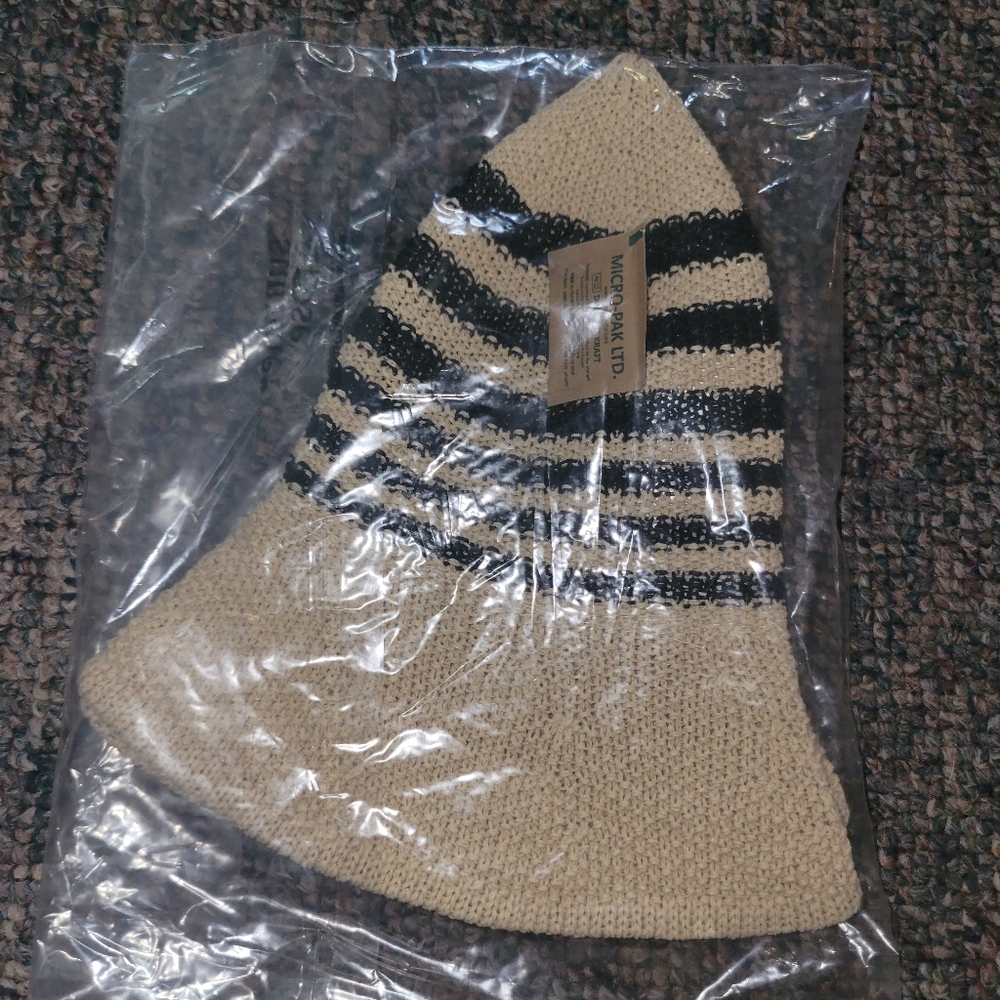 Summer & Rose Aria Bucket Hat w/ Stripes